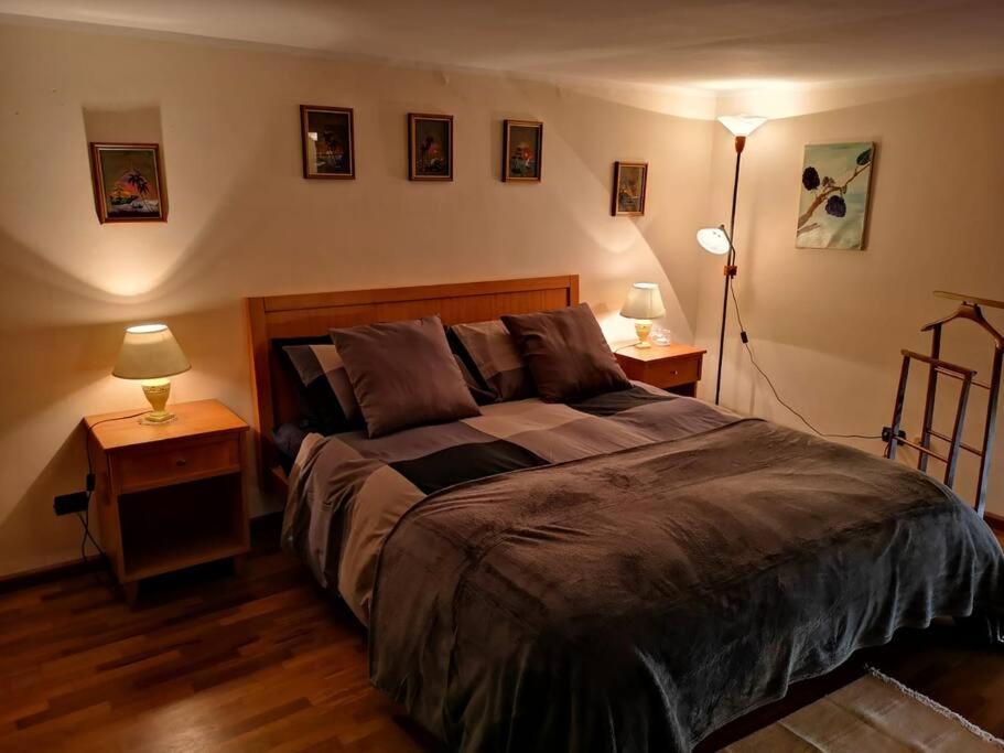 The Trip House - Between The Center And The Sea - Free Wifi And Jacuzzi Catania Bagian luar foto