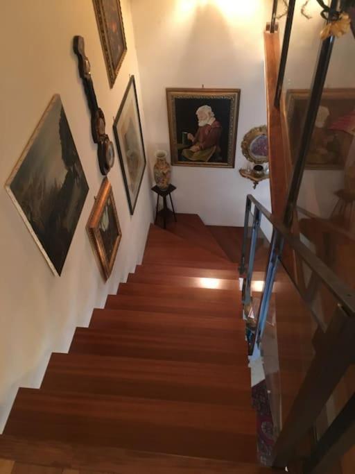 The Trip House - Between The Center And The Sea - Free Wifi And Jacuzzi Catania Bagian luar foto